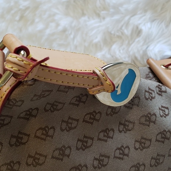 Dooney & Bourke Shoulder Bag K8354400 - Picture 7 of 14